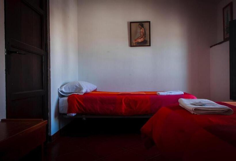 חדר סטנדרט לארבעה, Posada La Casa Grande