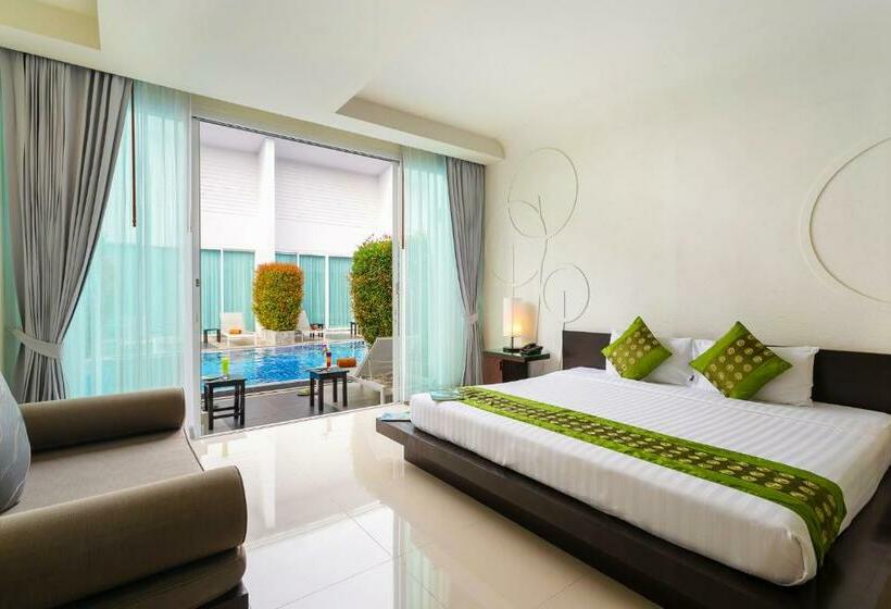 Deluxe Rum, The Palmery Resort