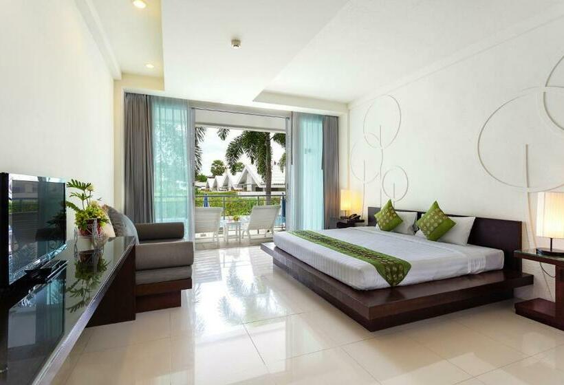 Deluxerum Poolutsikt, The Palmery Resort