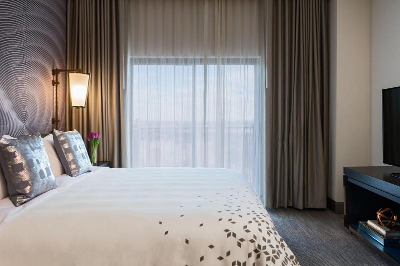 Deluxerum Poolutsikt, The Palmery Resort