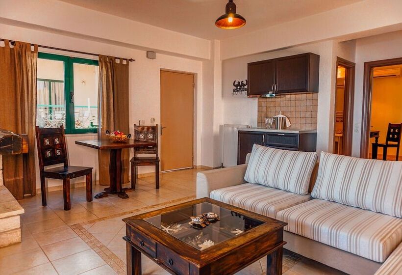 סוויטת ג'וניור נוף לים, Natura Club Hotel & Spa   Adults Only