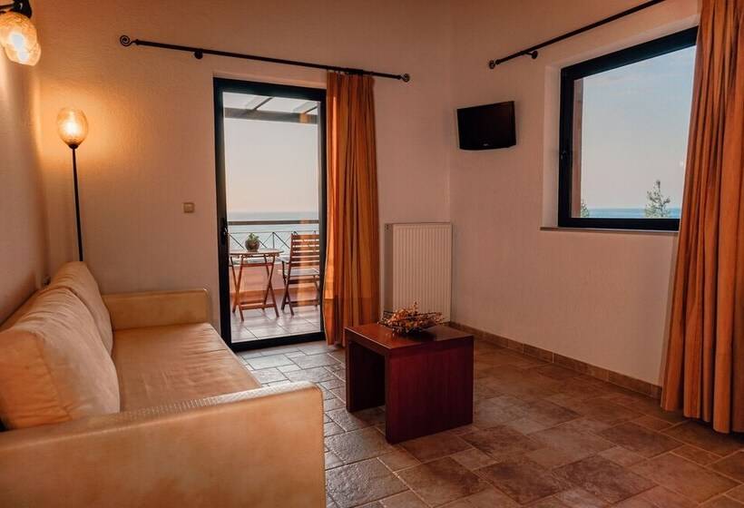 סוויטת אקזקיוטיב נוף לים, Natura Club Hotel & Spa   Adults Only