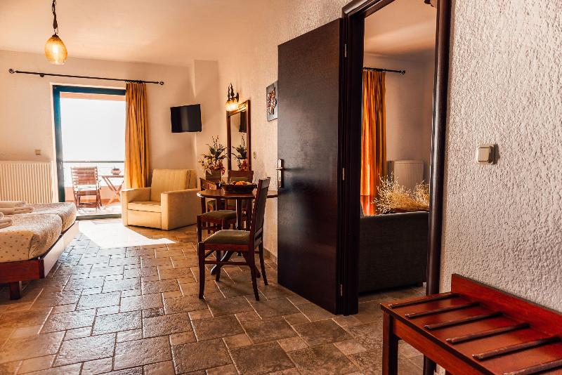 סוויטת אקזקיוטיב נוף לים, Natura Club Hotel & Spa   Adults Only