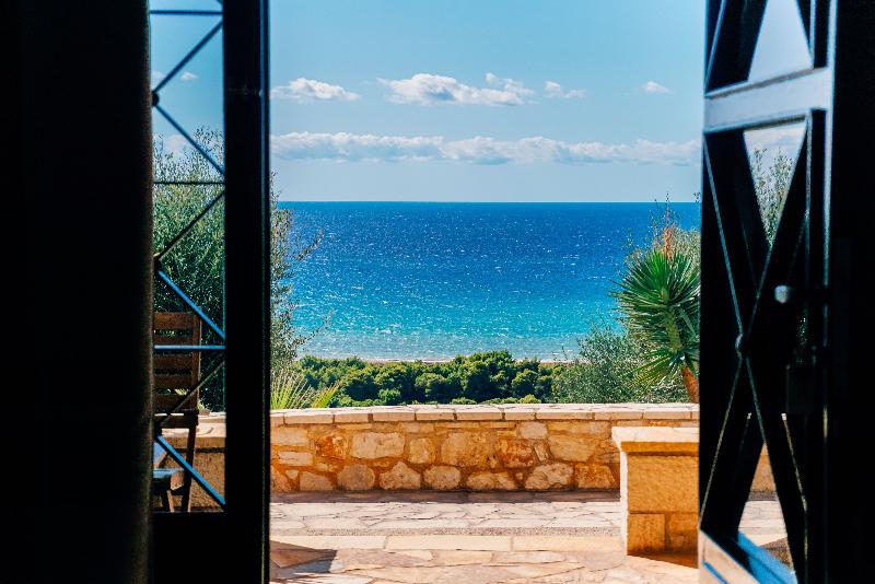 סוויטת ג'וניור נוף לים, Natura Club Hotel & Spa   Adults Only