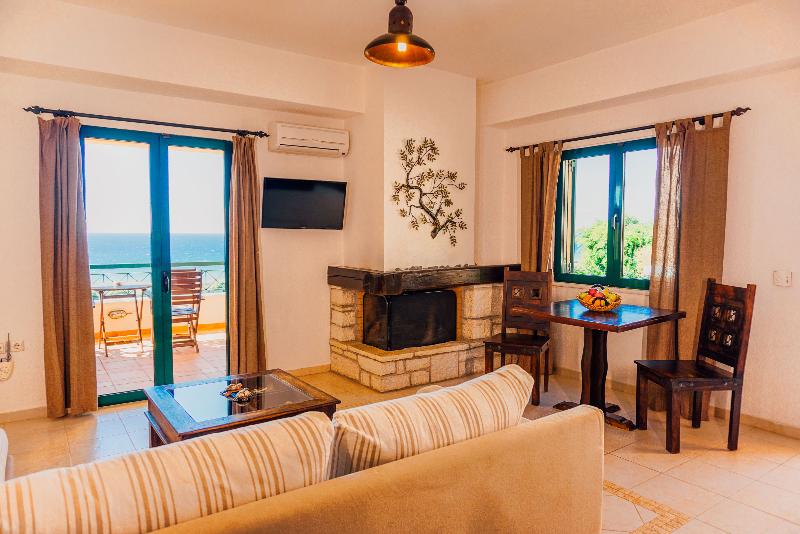 סוויטת ג'וניור נוף לים, Natura Club Hotel & Spa   Adults Only