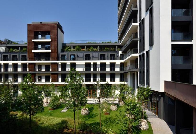 Номер Deluxe, Milano Verticale | Una Esperienze