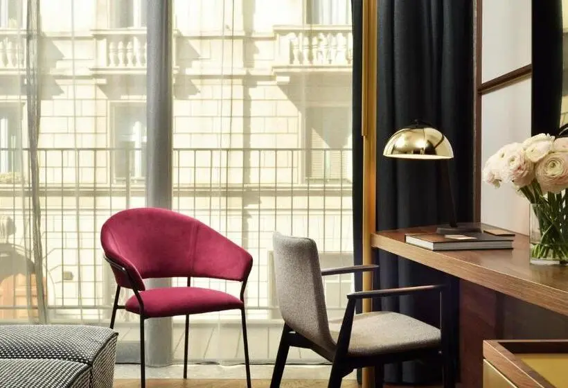 اتاق لوکس, Milano Verticale | Una Esperienze