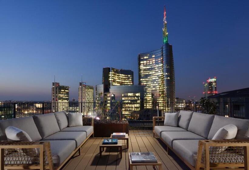 Пентхаус Люкс, Milano Verticale | Una Esperienze