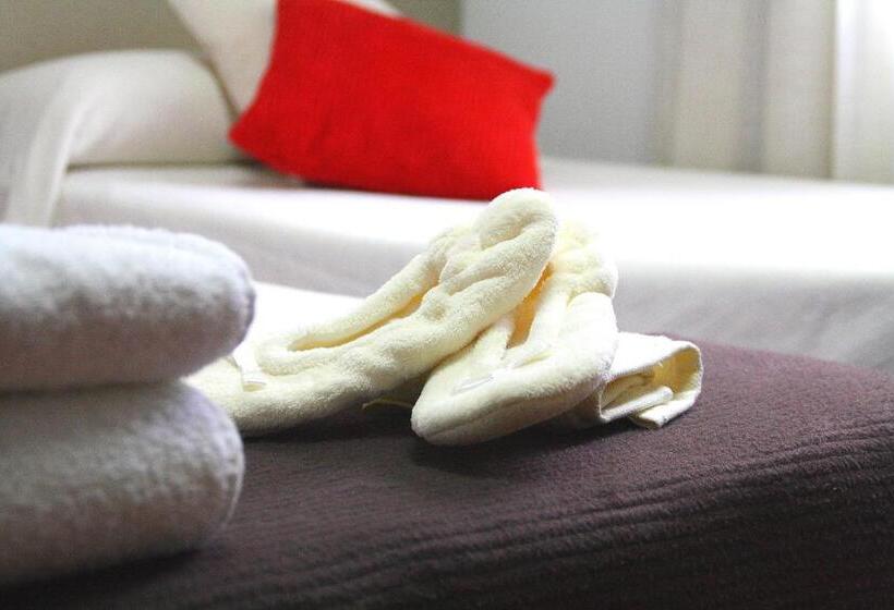 اتاق استاندارد, Hospedería Hotel Don Quijote