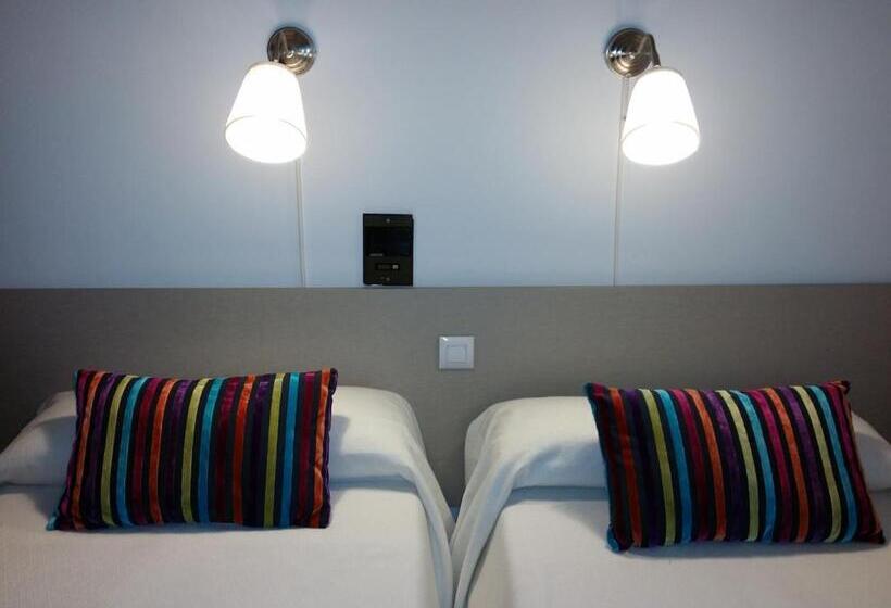 Номер Стандарт, Hospedería Hotel Don Quijote