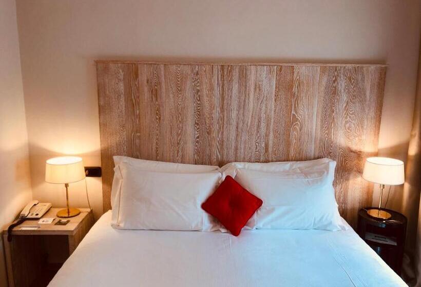 غرفة كلاسيكية, Alla Posta