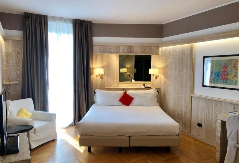 غرفة سوبيريور, Alla Posta