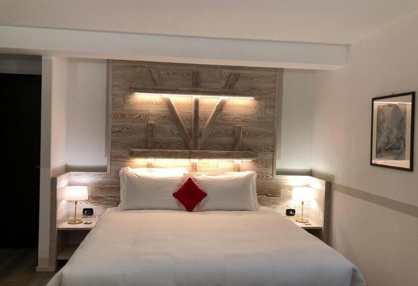 غرفة ديلوكس, Alla Posta