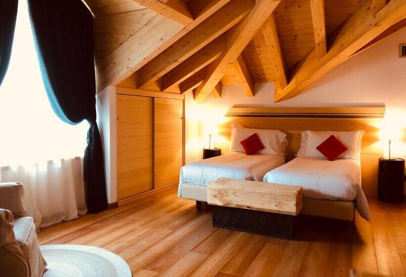 جناح عائلي, Alla Posta