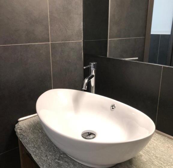 غرفة ديلوكس, Alla Posta