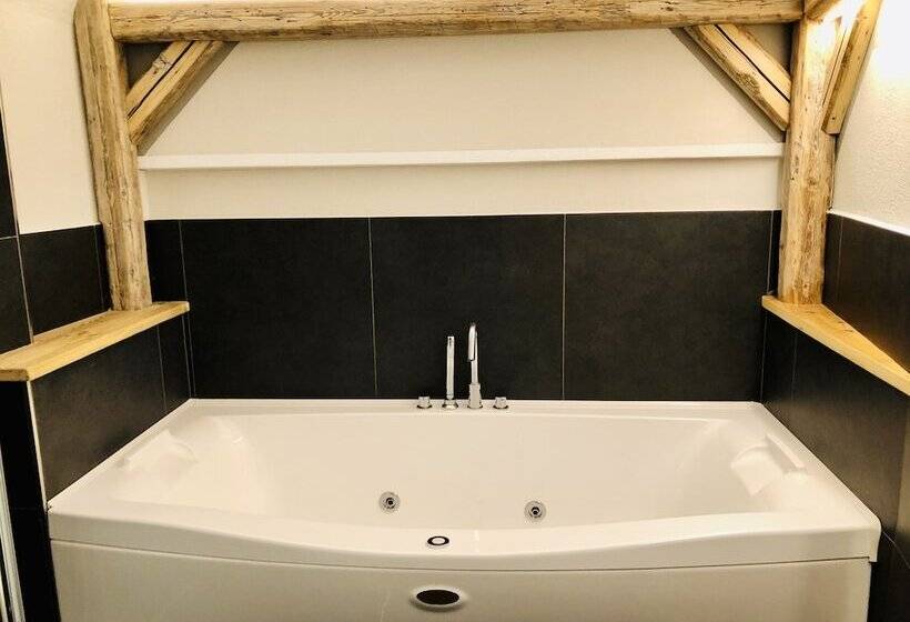 غرفة ديلوكس, Alla Posta