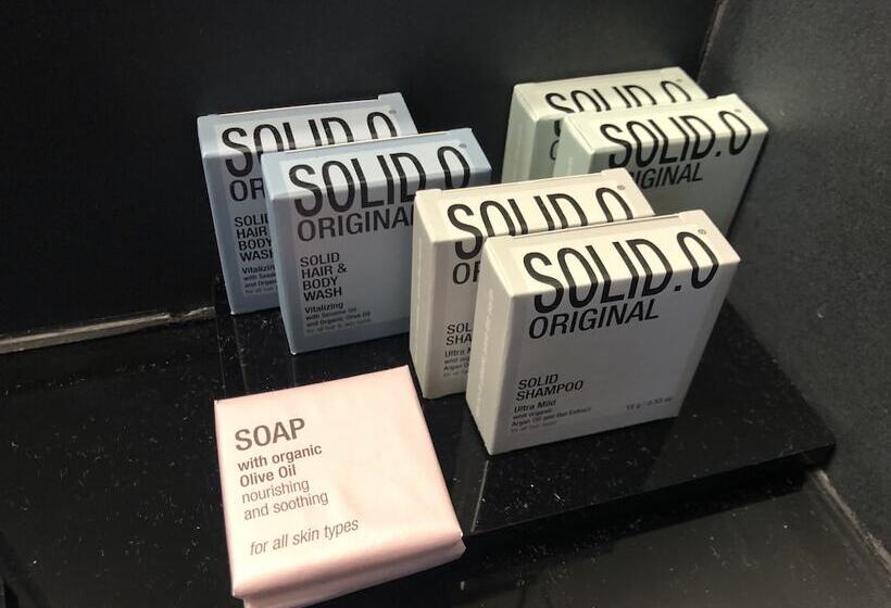 جناح مزود بتراس, Alla Posta