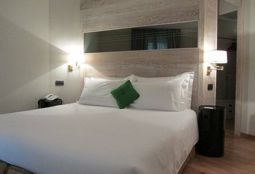 غرفة كلاسيكية, Alla Posta