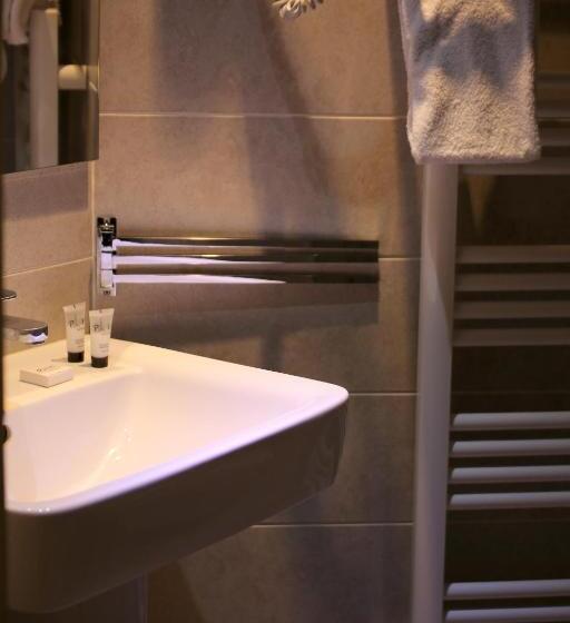 スーペリアールーム, Boronali