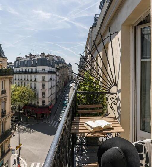 バルコニー付きスーペリアルーム, Boronali