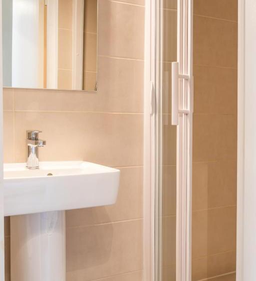 ベーシックルーム, Boronali