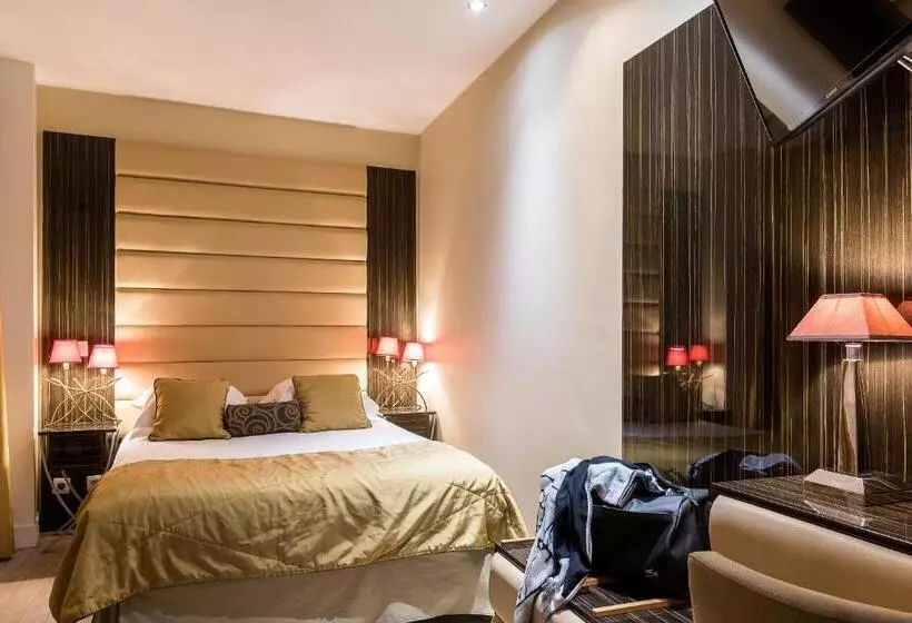 اتاق کلاسیک در طبقه همکف, Boronali