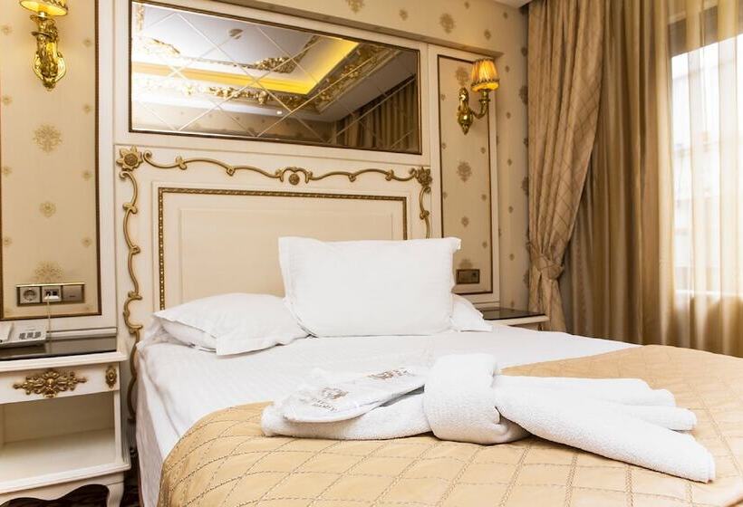 デラックスルーム, Buyuk Hamit