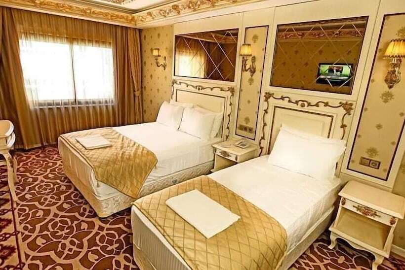 デラックストリプルルーム, Buyuk Hamit