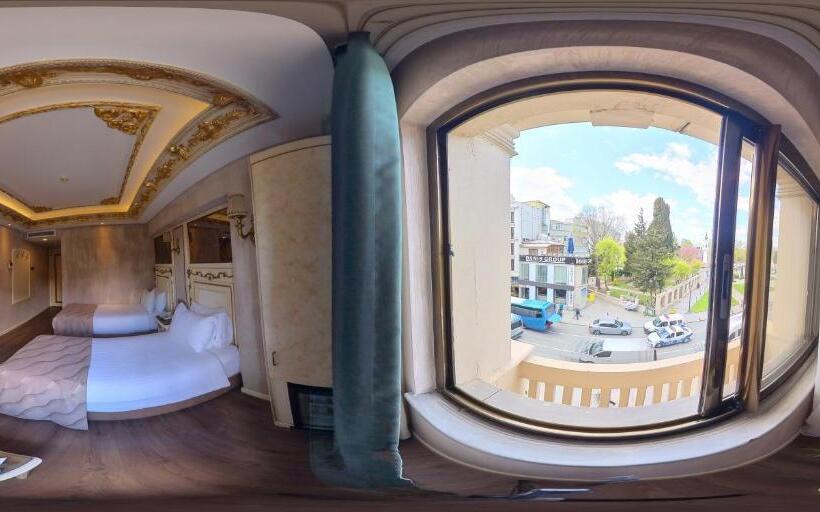 デラックスルーム, Buyuk Hamit