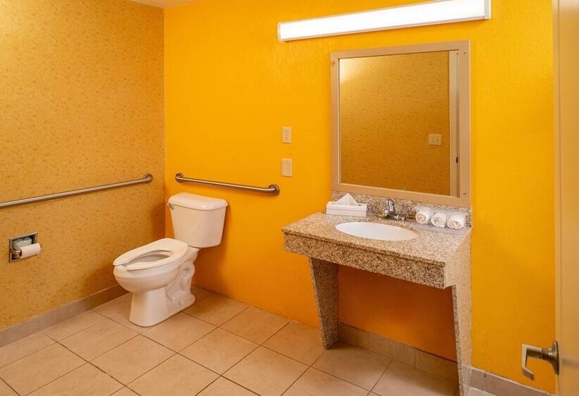 جناح لذوى الاحتياجات الخاصة, Holiday Inn Express And Suites Hazard, An Ihg