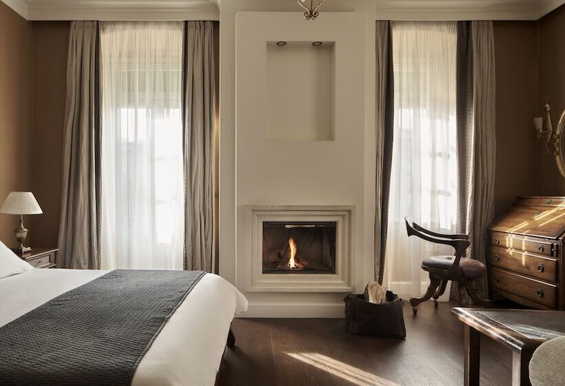 חדר סופריור, Ippoliti