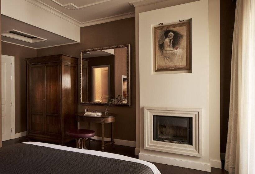 חדר סופריור, Ippoliti