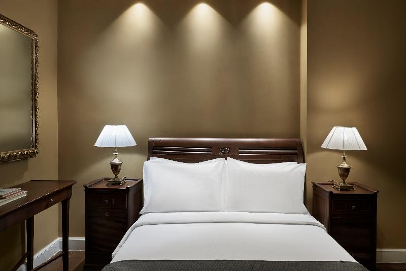 חדר סטנדרט, Ippoliti