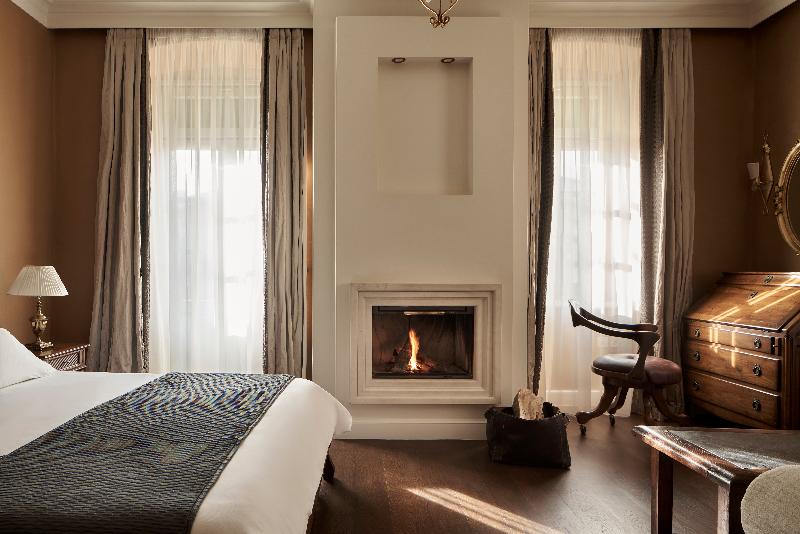 חדר סופריור, Ippoliti