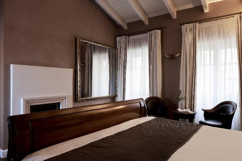 חדר דלוקס, Ippoliti