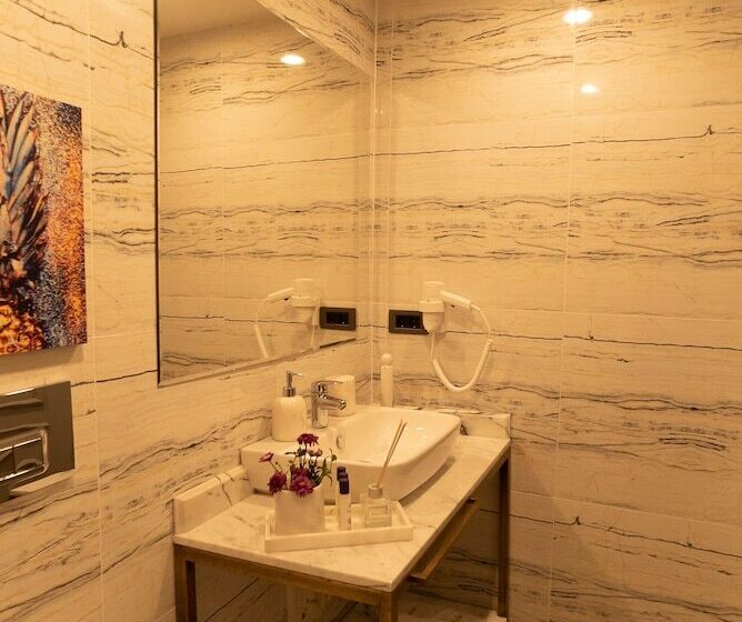 スタンダードルーム, Malta Bosphorus