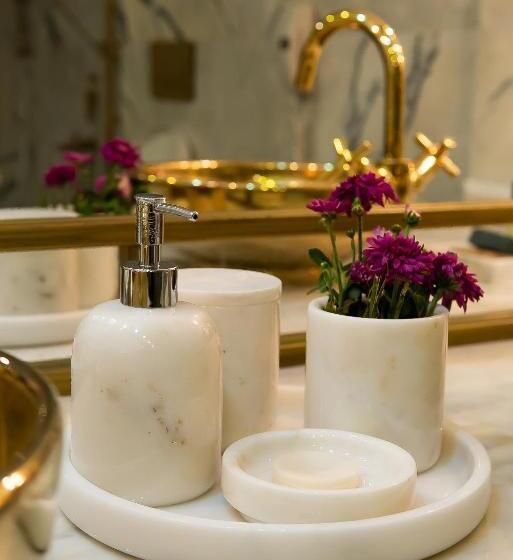 ペントハウススイート, Malta Bosphorus