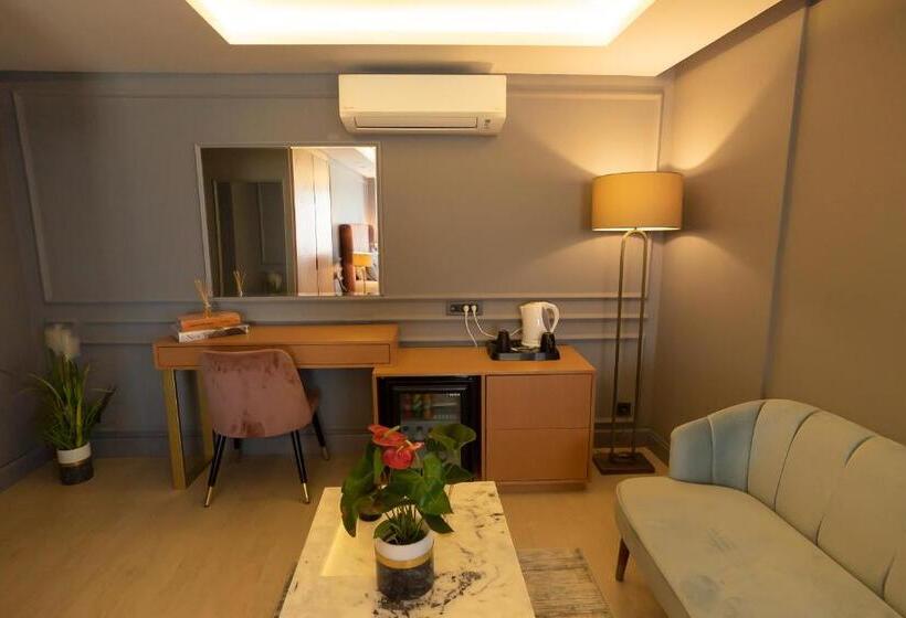 バルコニー付きデラックスルーム, Malta Bosphorus