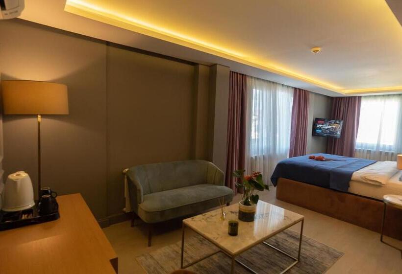 バルコニー付きデラックスルーム, Malta Bosphorus