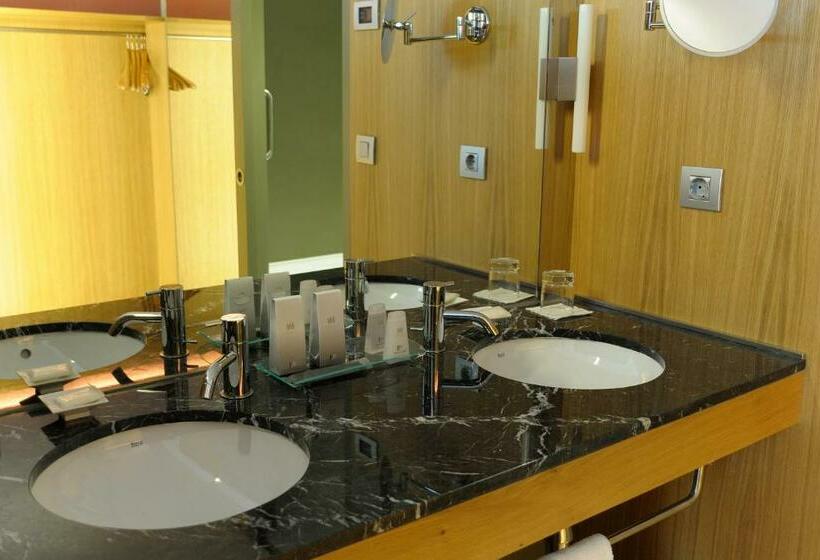 四人标准间, Continental Balneario De Panticosa