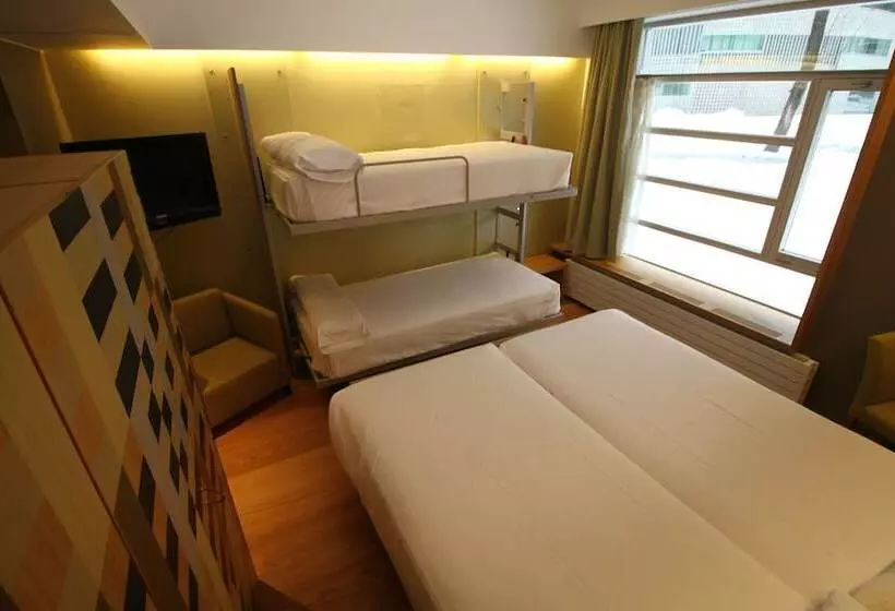スタンダード４人部屋, Balneario Panticosa