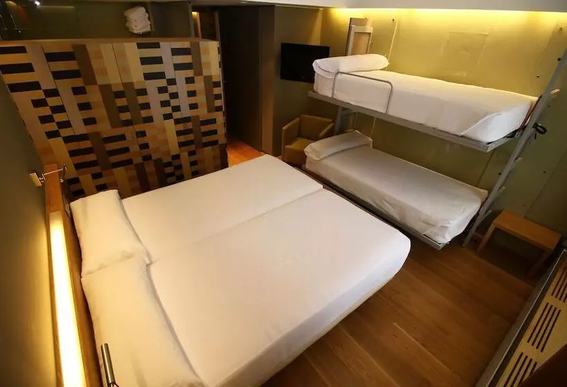 スタンダード４人部屋, Balneario Panticosa