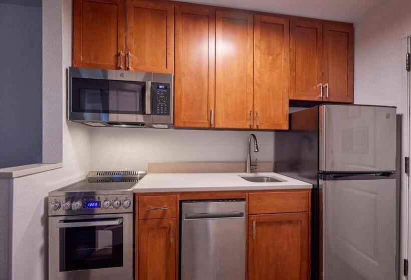 Люкс, Towneplace Suites Medford