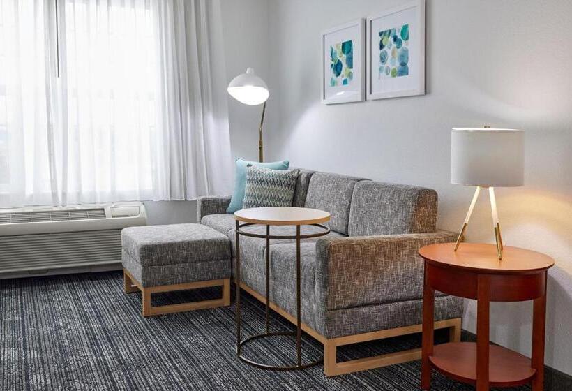 Люкс 2 Спальни, Towneplace Suites Medford