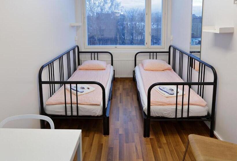 带共用浴室的标准房间, Cheapsleep Hostel Helsinki