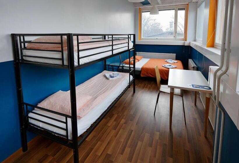 家庭房间共用浴室, Cheapsleep Hostel Helsinki