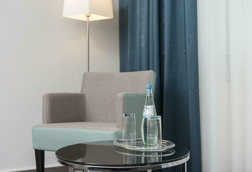 اتاق استاندارد سه نفره, City Hotel Berlin East