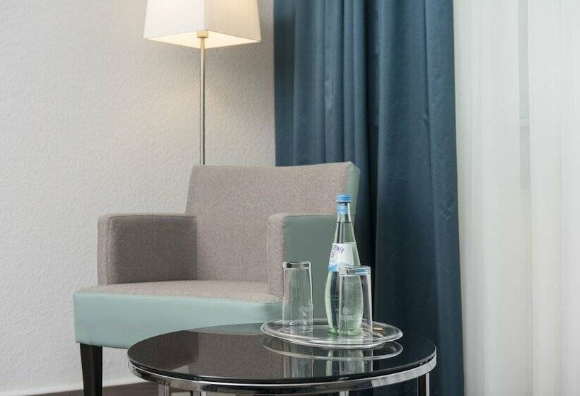 اتاق استاندارد سه نفره, City Hotel Berlin East