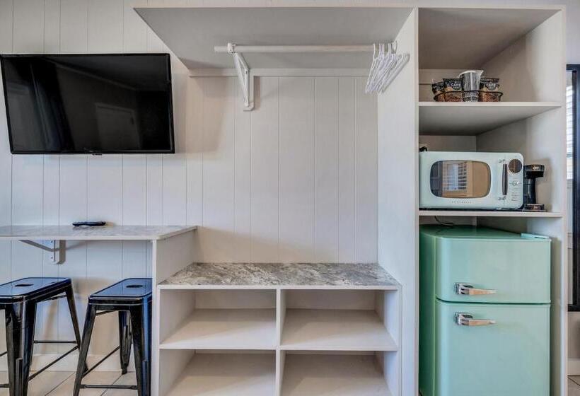 غرفة قياسية, Dolphin Oceanfront Motel   Nags Head