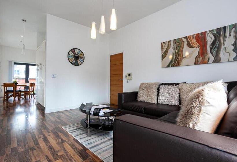 آپارتمان لوکس 2 خوابه, Dreamhouse Apartments Manchester City West